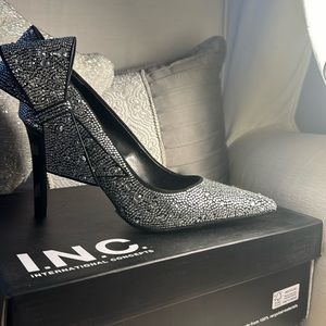 Black Rhinestone Bling Pump with Bow